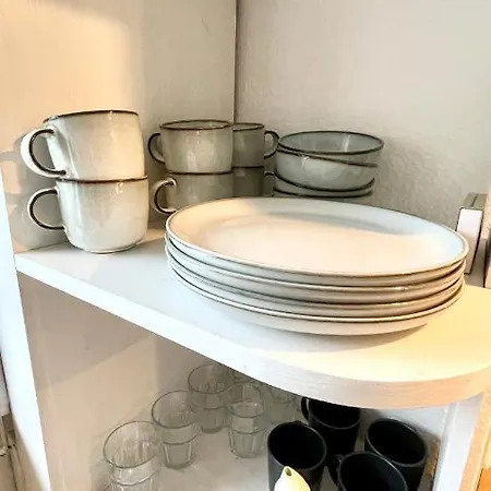 Ruhiges Retreat Souterrain-apartment Werbach Nahe Pferdemarkt W31 Apartment *