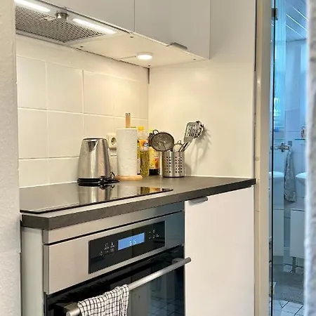 Ruhiges Retreat Souterrain-apartment Werbach Nahe Pferdemarkt W31 *