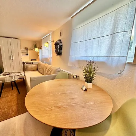 Apartment Ruhiges Retreat Souterrain-apartment Werbach Nahe Pferdemarkt W31