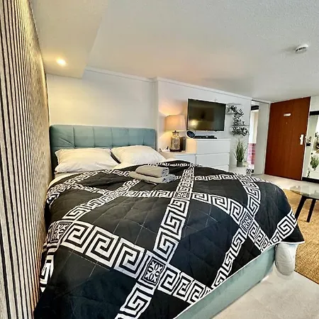 Ruhiges Retreat Souterrain-apartment Werbach Nahe Pferdemarkt W31 * Oldenburg